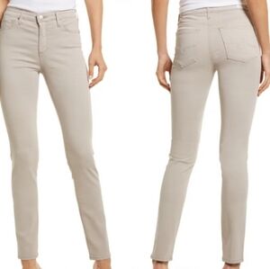 AG Adriano Goldschmied The Stilt Cigarette Leg Size 27